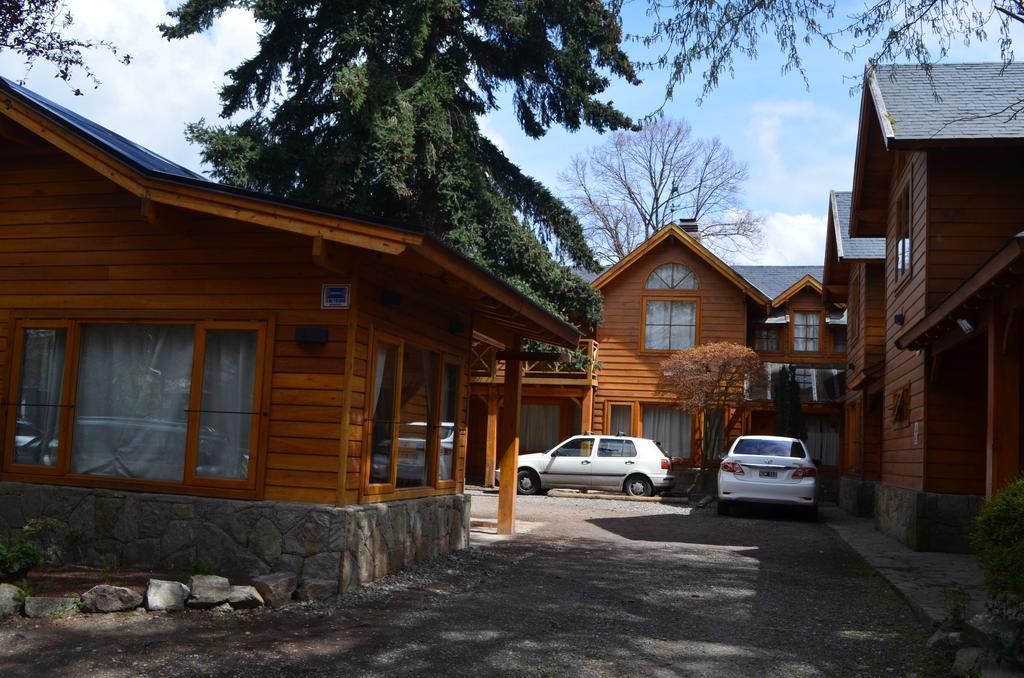 Apart Hotel Robles Del Sur San Martín de los Andes Exteriör bild