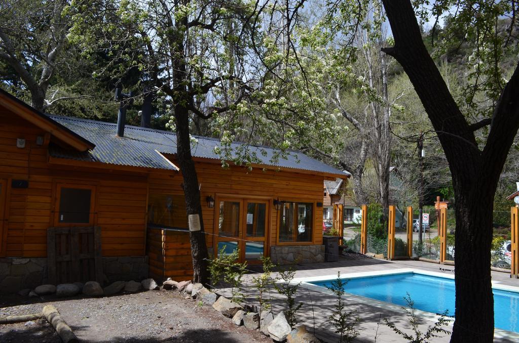 Apart Hotel Robles Del Sur San Martín de los Andes Exteriör bild
