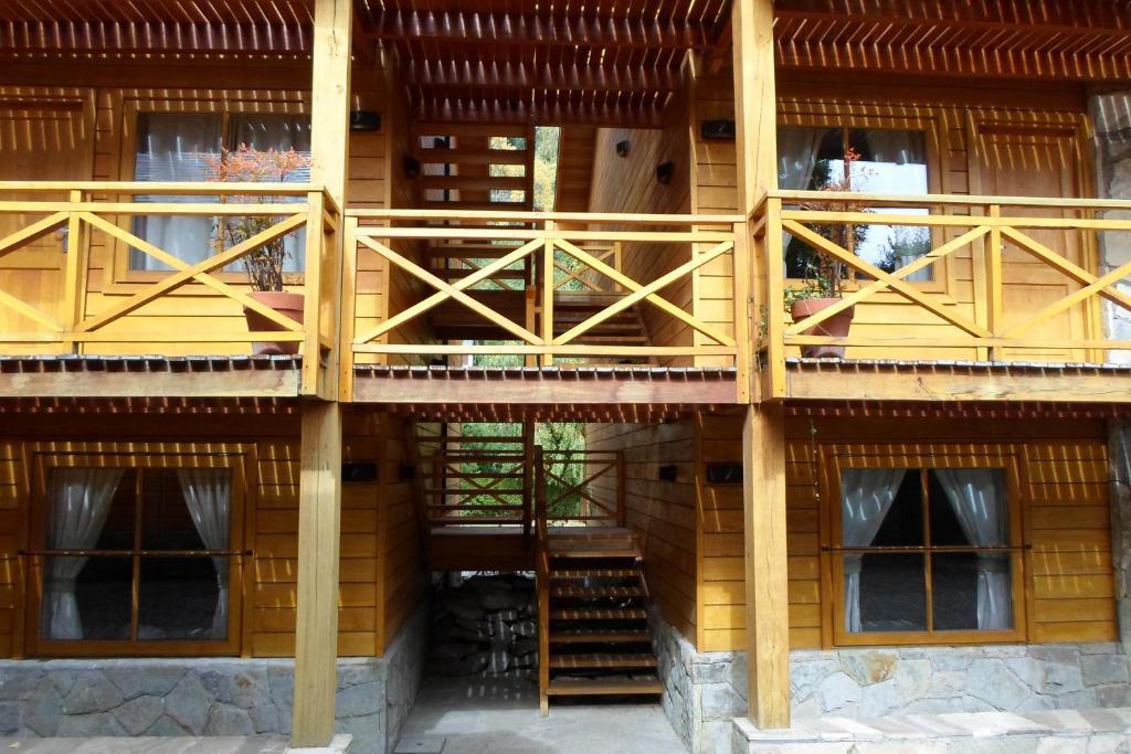Apart Hotel Robles Del Sur San Martín de los Andes Exteriör bild