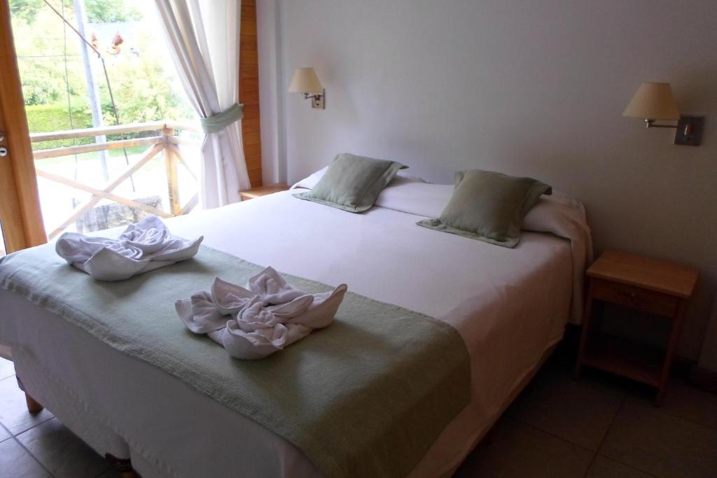 Apart Hotel Robles Del Sur San Martín de los Andes Exteriör bild