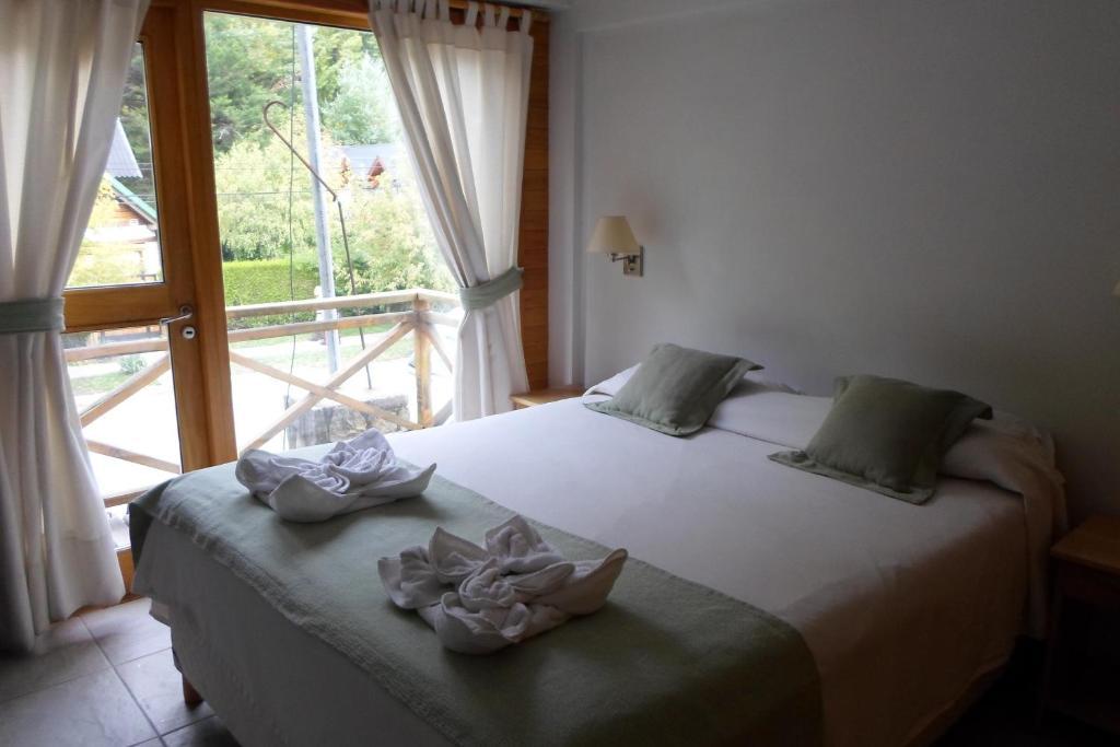 Apart Hotel Robles Del Sur San Martín de los Andes Exteriör bild